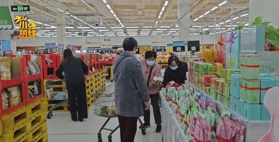 黎明助手：杭州沃尔玛超市停业，市民感叹遗憾与购物习惯变化
