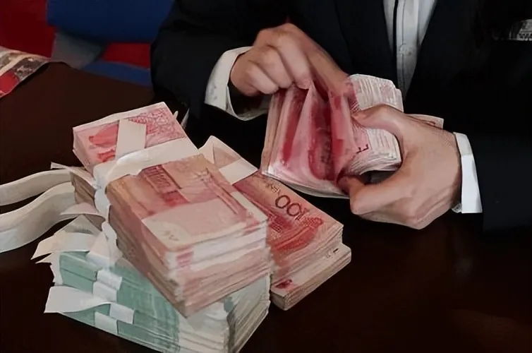 权重大师靠谱吗：过完年普通人想发财的10个热门行业推荐，助你轻松创业！