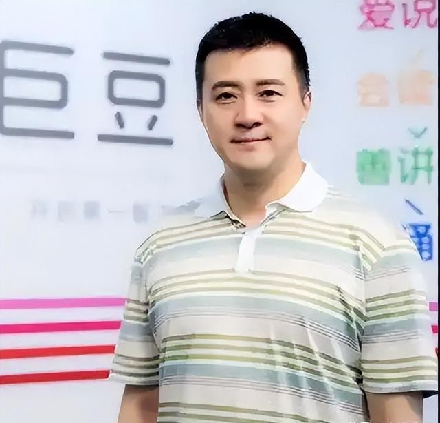 创新助手补单软件：晓蕾回应直播带货身份，强调个人创业与底线坚守