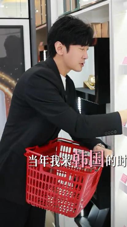 小G助手网站：高梓淇赴韩国探望儿子，分享父母离异后的亲情与未来愿景