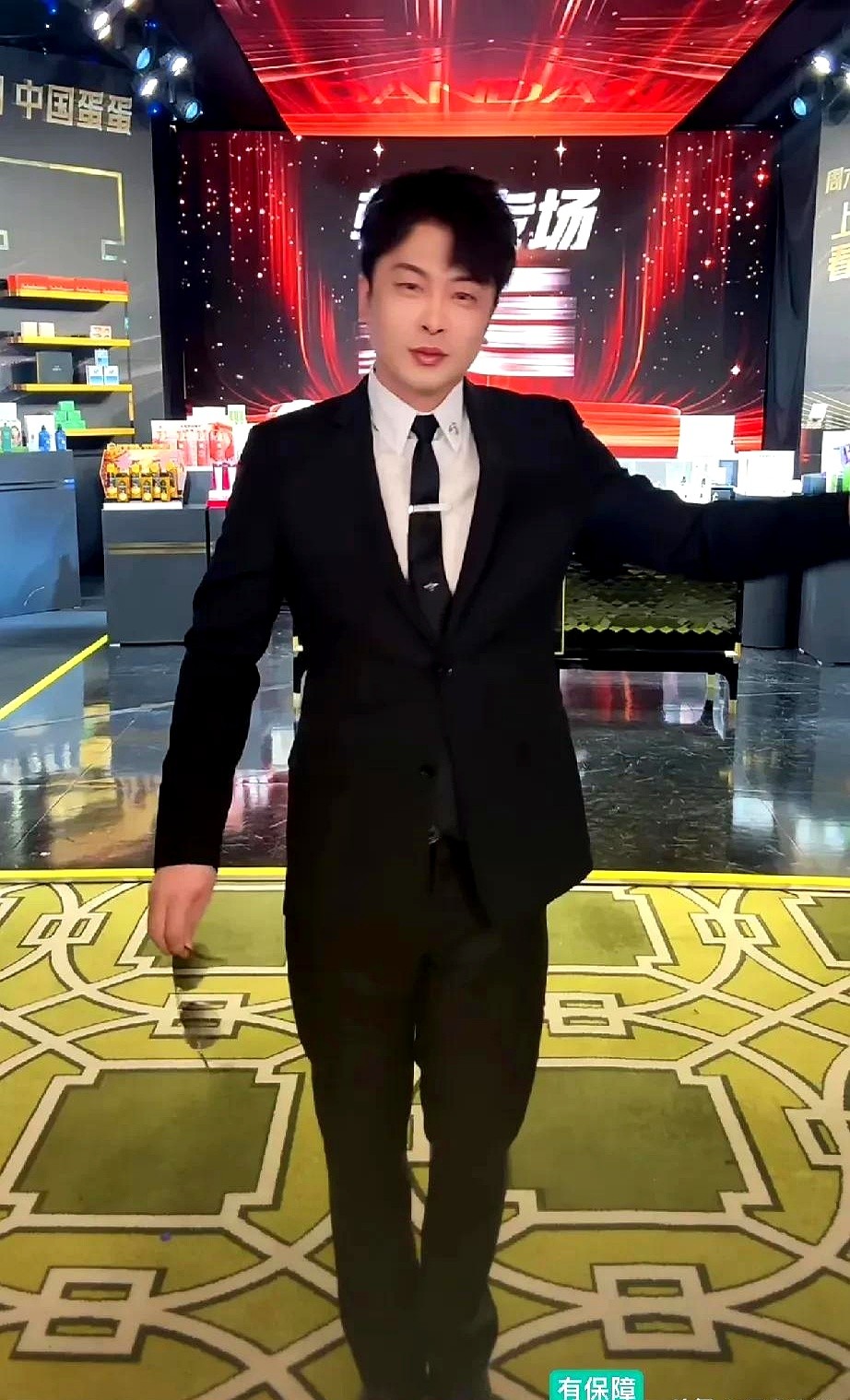小G助手：辛巴逆袭蜕变，从街溜子到气场强大的直播明星