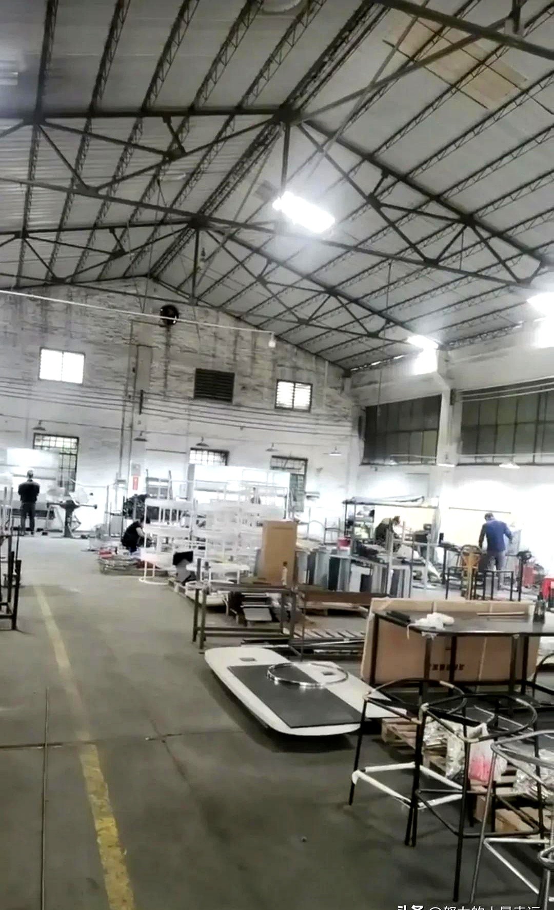 YY助手：中美贸易战中的小厂逆袭，如何通过创新与合作提升利润
