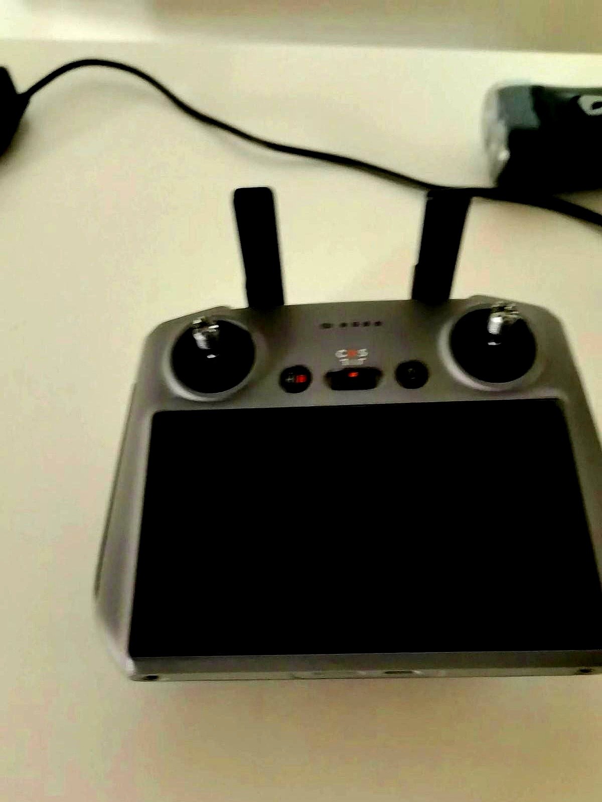 小喵助手：大疆无人机官方回收新模式，便捷高价，飞手退场的最佳选择