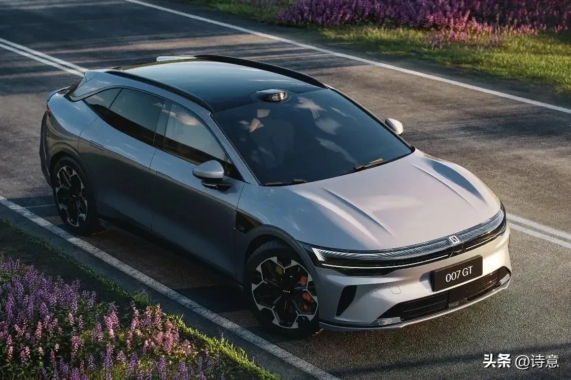 优选助手：极氪007GT，搭载宁德时代电池的高端纯电轿车，续航与安全双重保障
