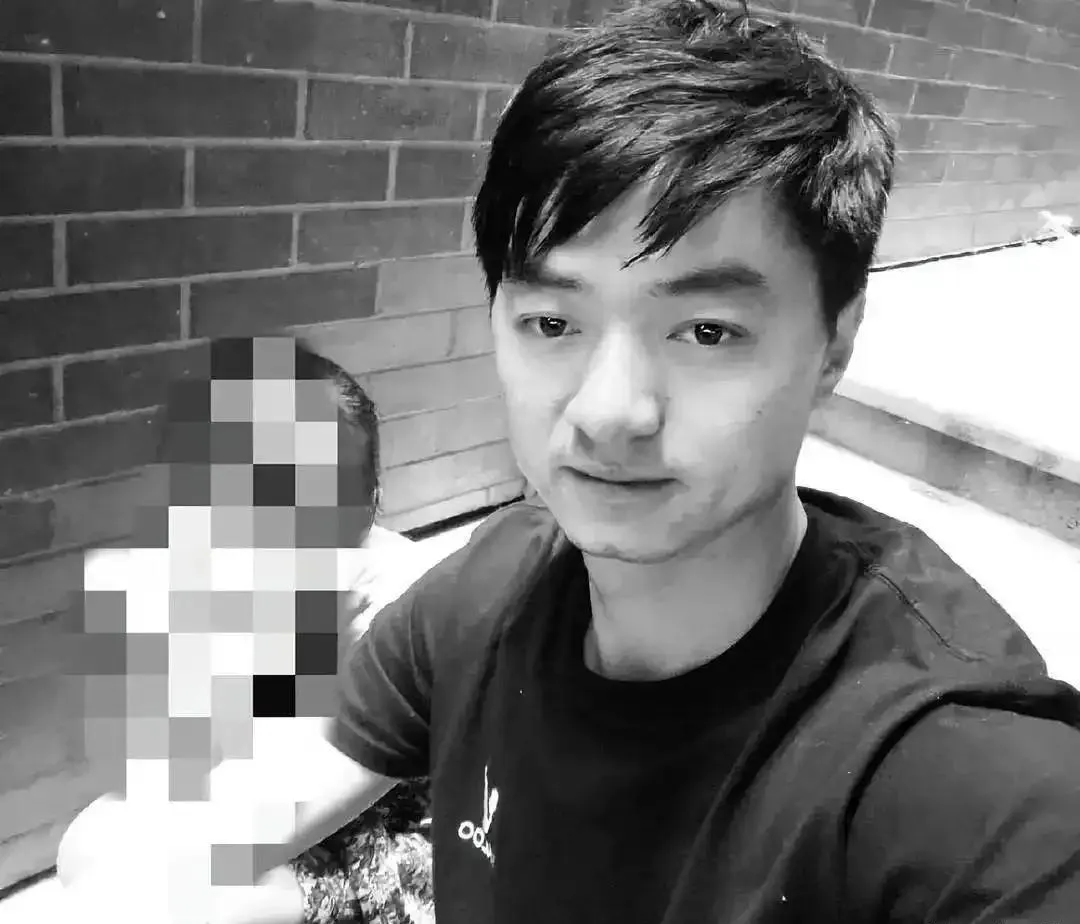 多多出评：33岁抗癌博主小杨哥病逝，留给女儿的爱与勇气永存