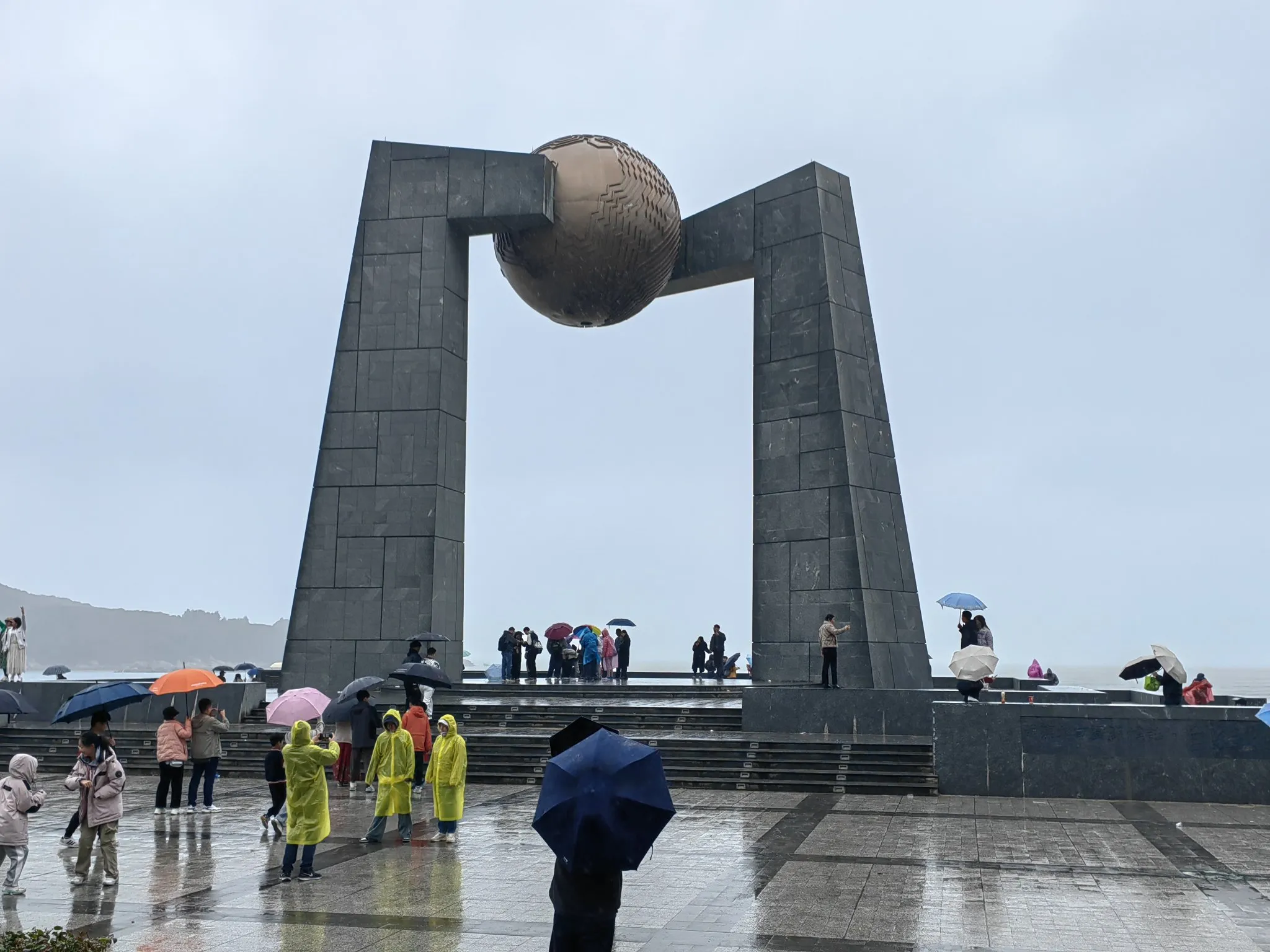 爆单助手：潮汕旅游的流量狂欢，互联网资本透支未来，亟需可持续发展之路