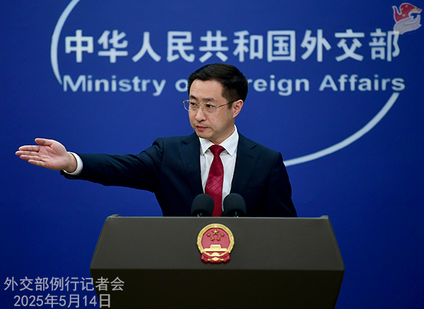 云赞助手：中方如何看待英国与印度和美国达成的贸易协议及其对中英关系的影响