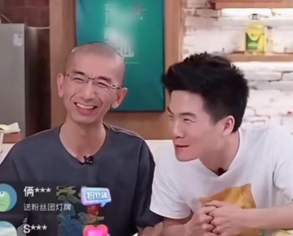 番茄助手小号：易中天与俞敏洪、董宇辉的幽默历史对话，笑声中的智慧