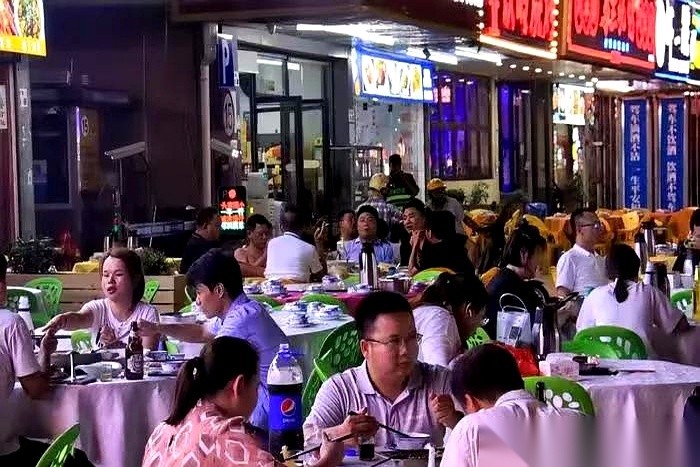 依云助手：高德地图“扫街榜”，用真实消费重塑信任与好评体系