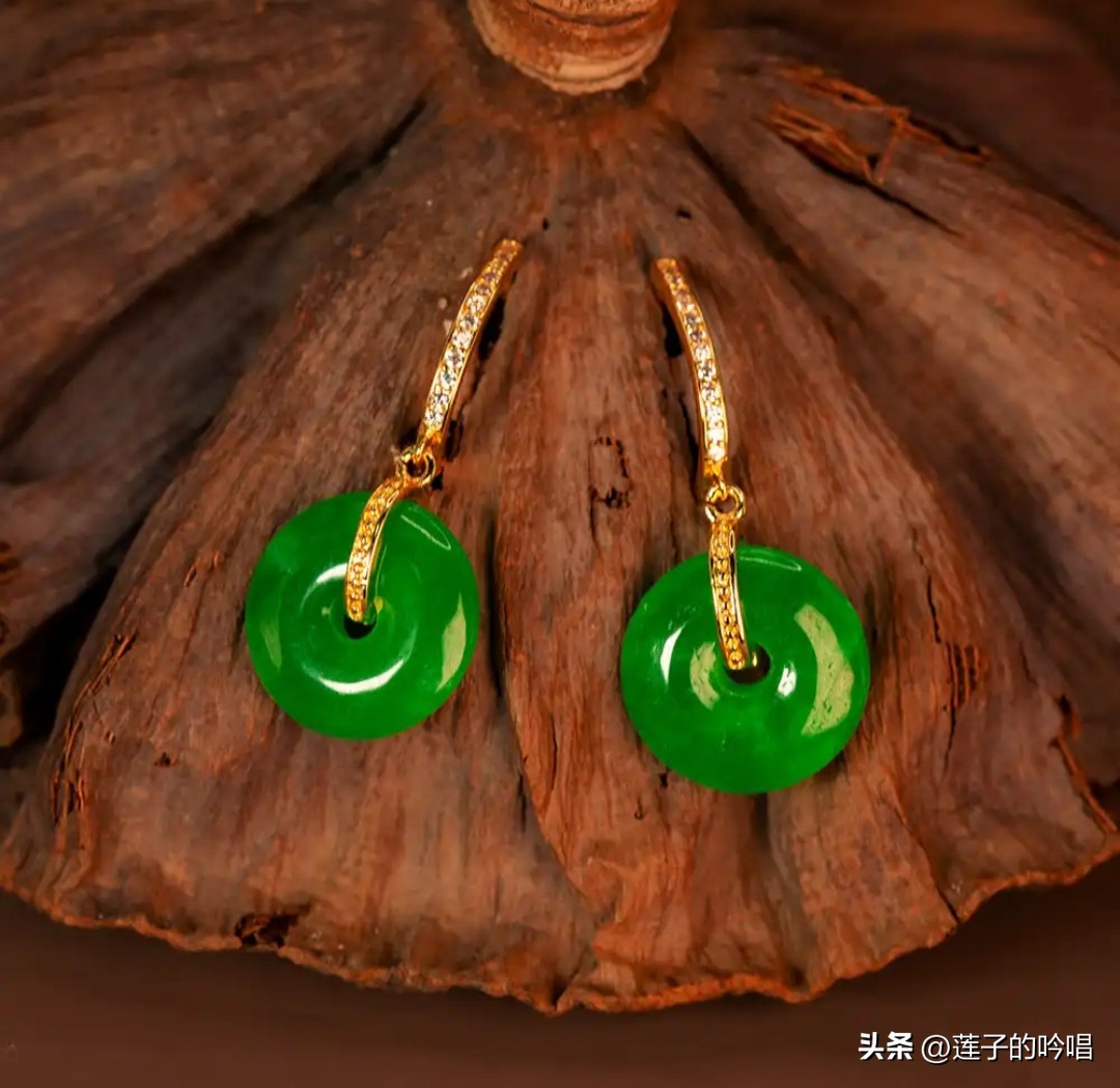 团粉助手出评软件：镇平县石佛寺玉市场游记，探索和田玉与珠宝魅力