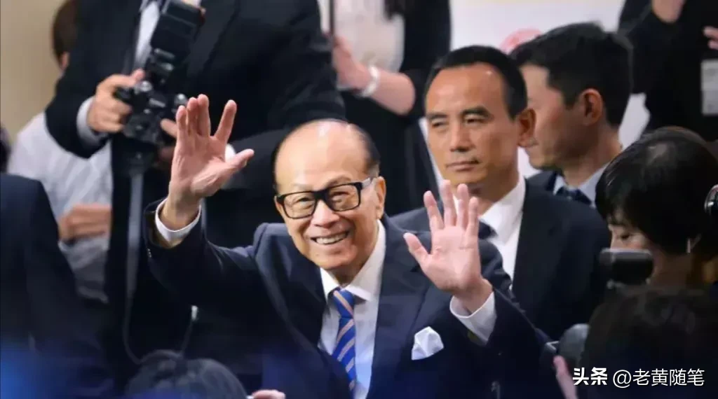 无名助手：贝莱德收购巴拿马关键港口背后的资本布局与全球博弈分析