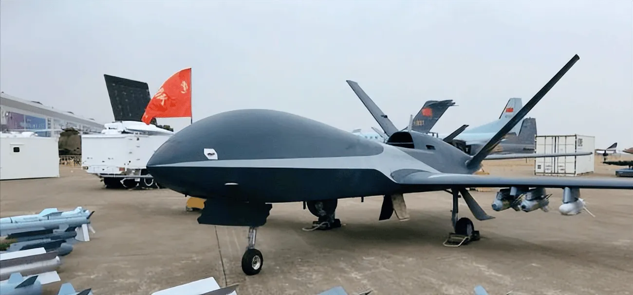 蓝天助手：中国2025年巴黎军备展，展示技术实力与市场机遇，成就高性价比武器品牌