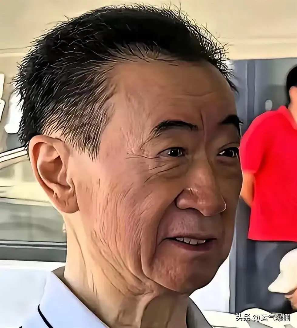 权重大师拼多多：王健林与万达的沉浮，时代考题下的企业转型与生存挑战
