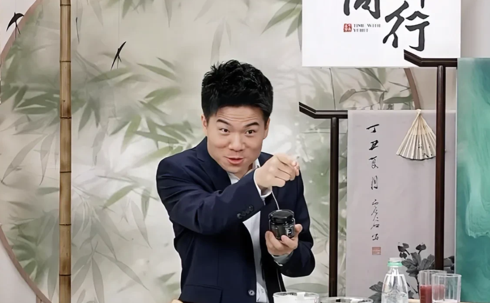 快火助手：云南文旅直播大战，董宇辉与某选团队的文化带货之争