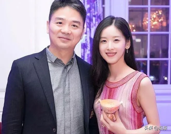 小G助手补单软件：王石与刘强东婚姻观对比，成功背后的家庭责任与个人自由选择