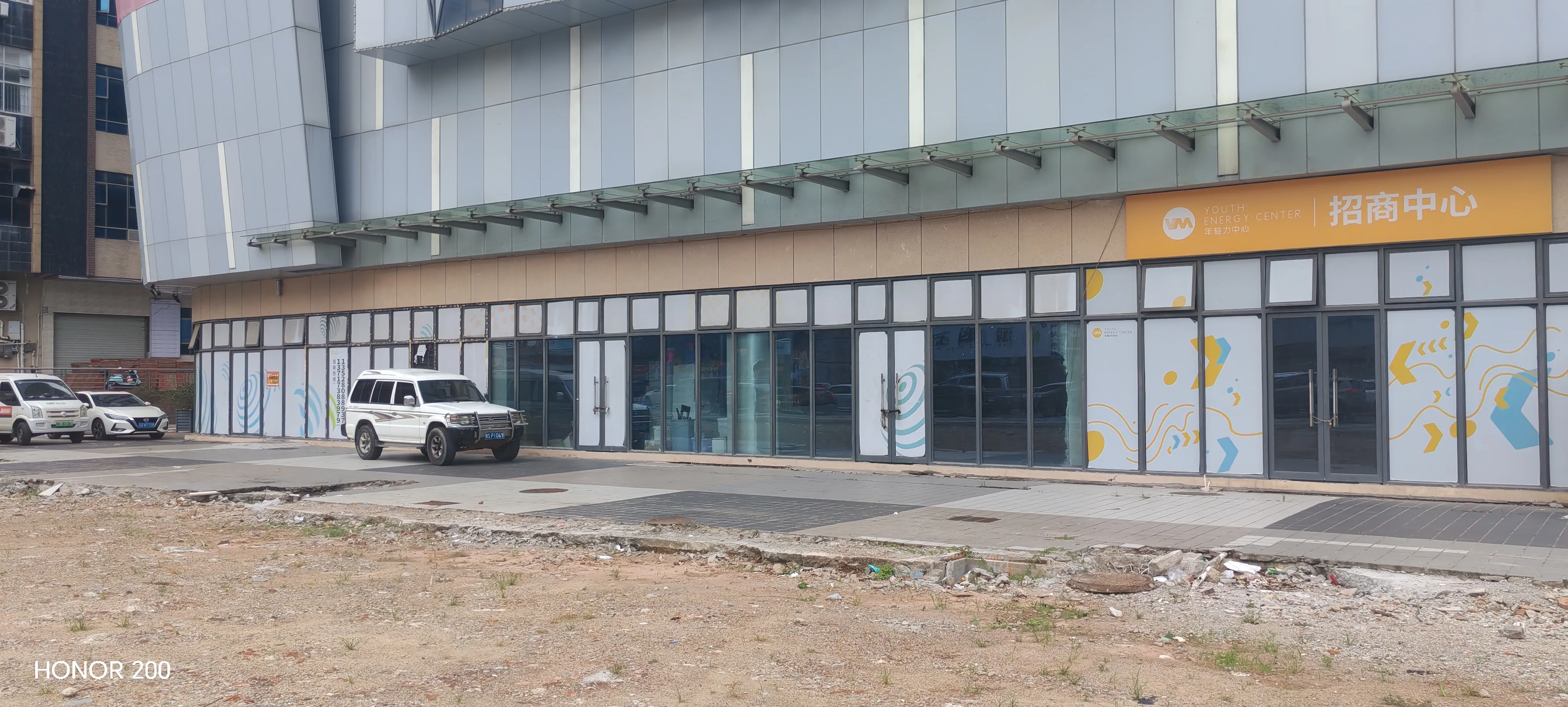 易出评下载官网：实体店困境，疫情后电商崛起与消费习惯改变的影响分析