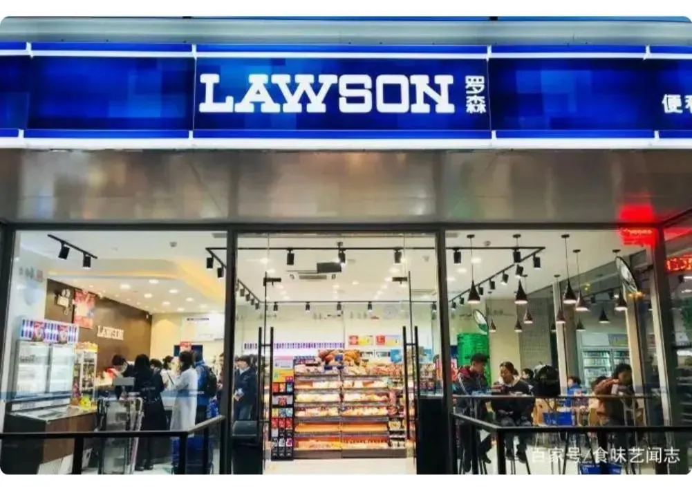 优选助手：上海便利店文化，城市生活的温馨角落与独特魅力