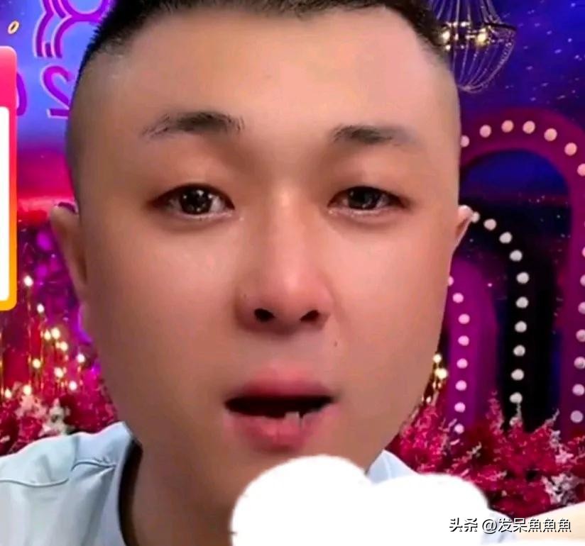 小Q助手：辛巴与FZ方丈为何从合作到决裂？背后原因揭秘！