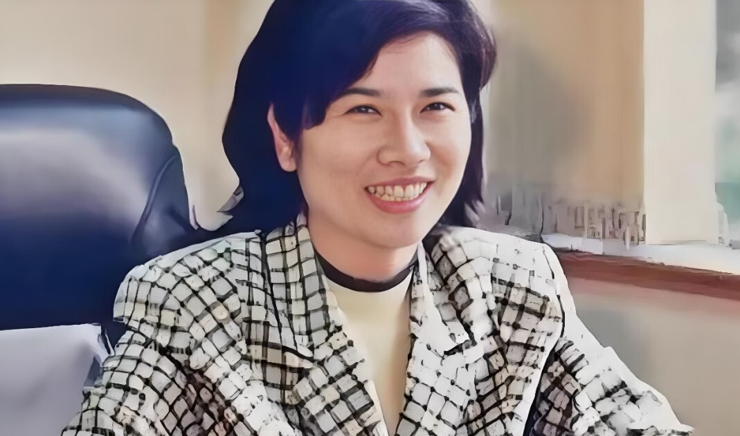 易拼团：董明珠，用实力赢得美丽，女性应专注事业超越外貌焦虑