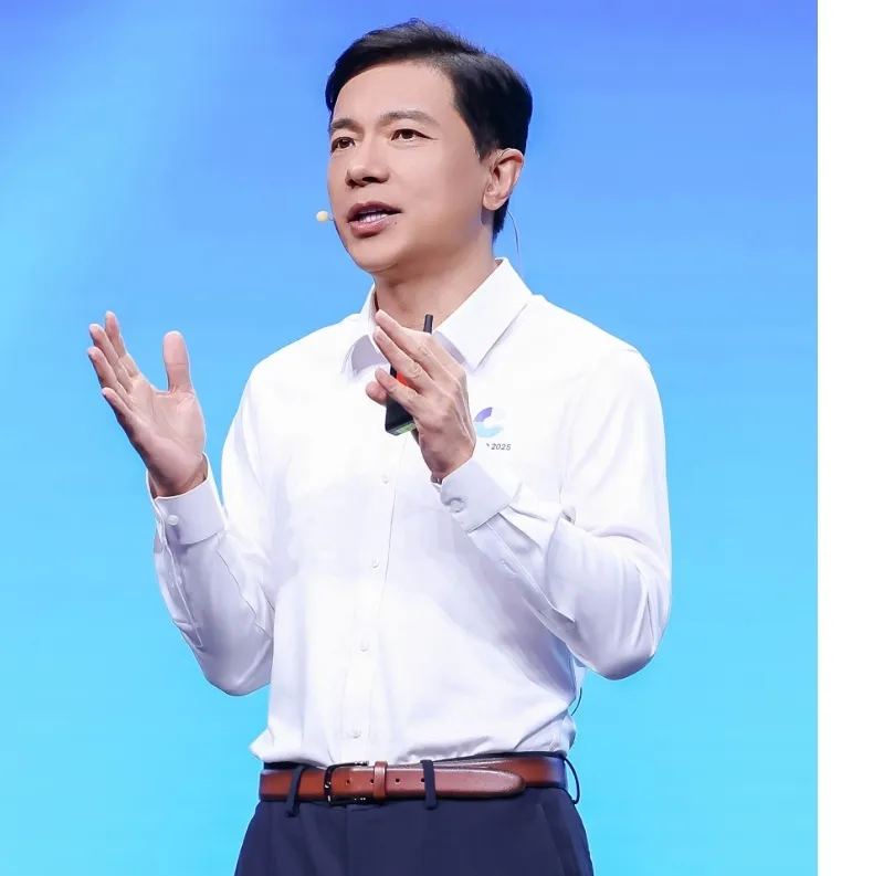 多评助手：百度AI开发者大会，九大新品发布与未来智能云发展前景分析