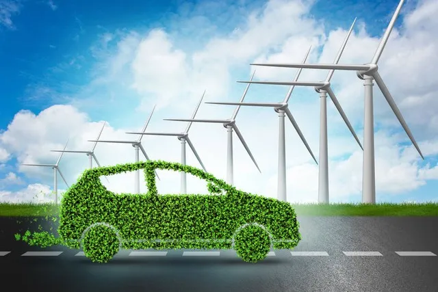 权重大师教程：电动汽车与燃油车，2025年购车选择的全面对比分析