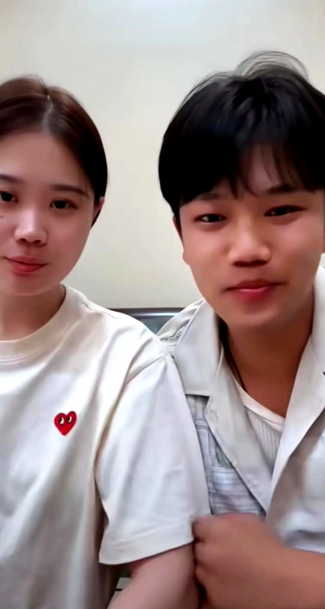 Q助手下载：婚姻中的权力平衡，从‘谁当家’到如何共建幸福关系