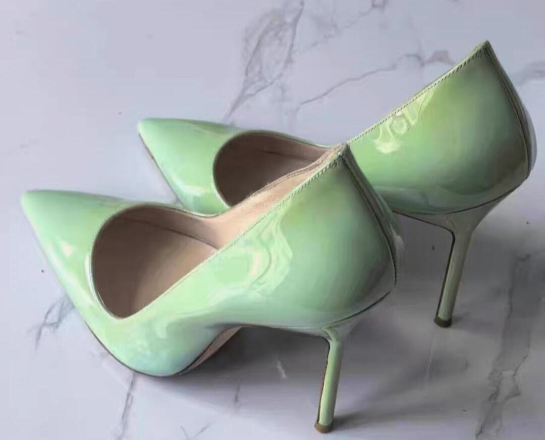 51助手软件下载：薄荷绿高跟鞋，舒适与时尚的完美结合，让你轻松驾驭各种场合