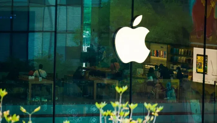 权重大师软件官网：苹果2026年推折叠屏手机，iPhone 16 Pro降价引发热议和网友调侃