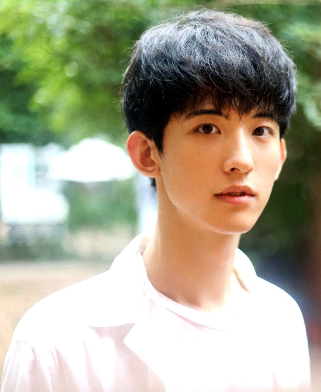 多多补单:常华森三部剧连播引发热议,能否持续吸引观众关注? 多多补单:常华森三部剧连播引发热议,能否持续吸引观众关注?