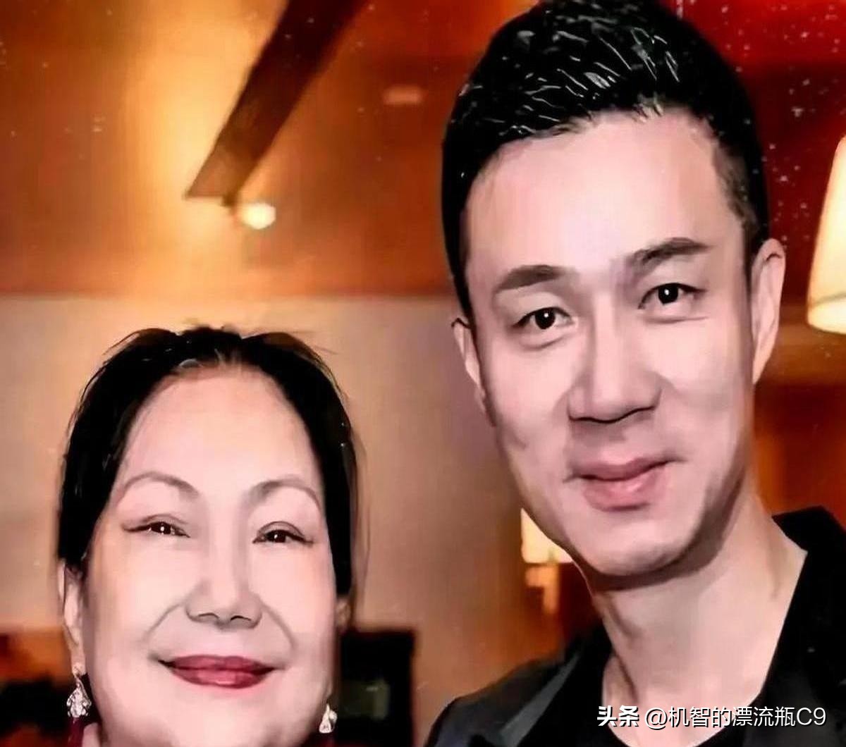 易评助手下载安装：三年前的聊天截图成追责铁证，百万粉博主面临名誉权索赔风波