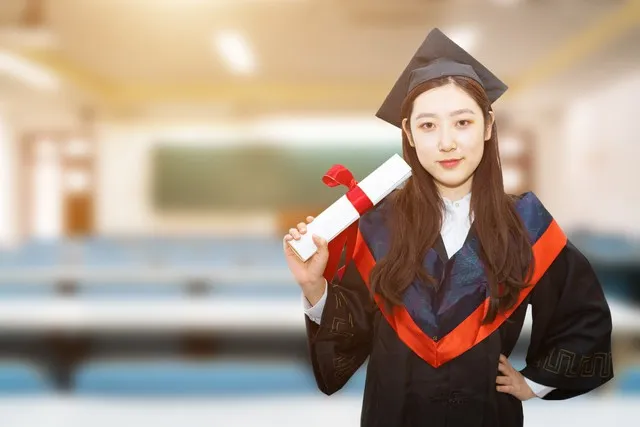 小G助手开团软件：数字时代大学生创业，把握机遇与创新实现成功之道