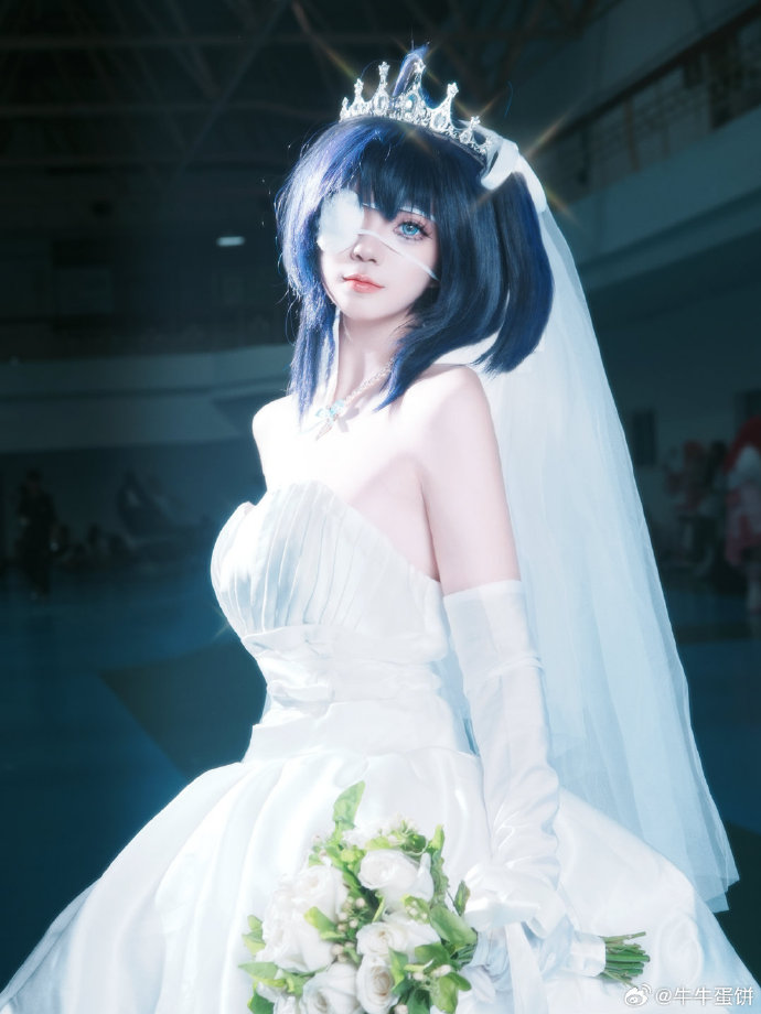 51助手教程：B站UP主遭网络谣言攻击，cosplay文化的商业化与尊重创作的重要性