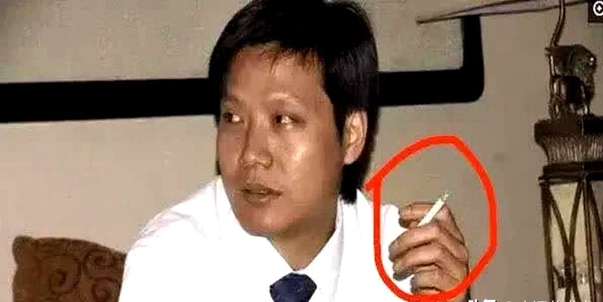 小G助手开团软件：雷军的成功之路，从戒烟到小米汽车爆卖，坚韧毅力成就传奇