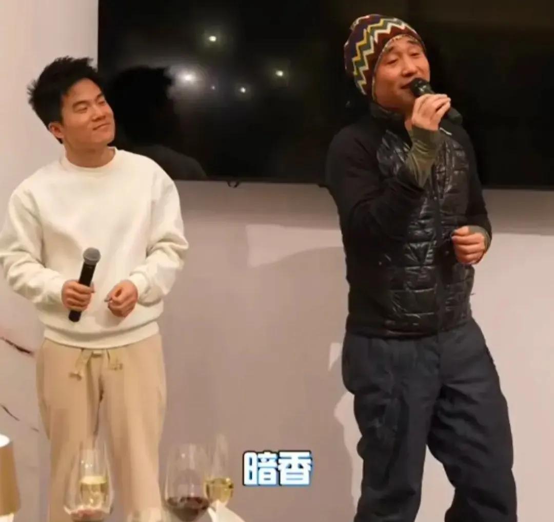 超单助手靠谱吗：刘备与诸葛亮的情义，易中天、董宇辉和俞敏洪的深度对话