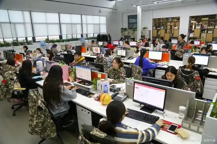 小评助手：打造财富之路，五大低成本创业项目助你实现人生转型