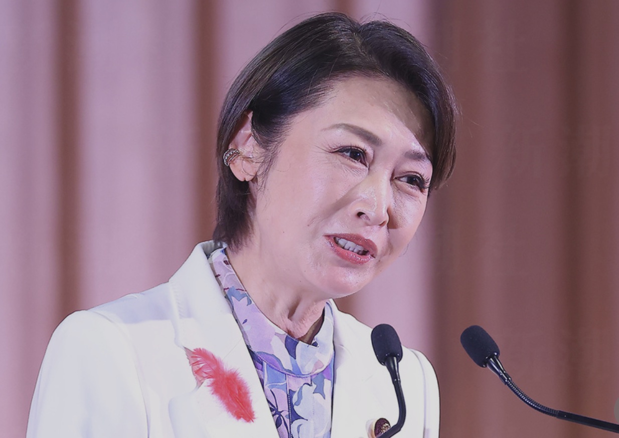 权重大师：三原顺子批评高市早苗重用亲信，舆论反响激烈引发争议
