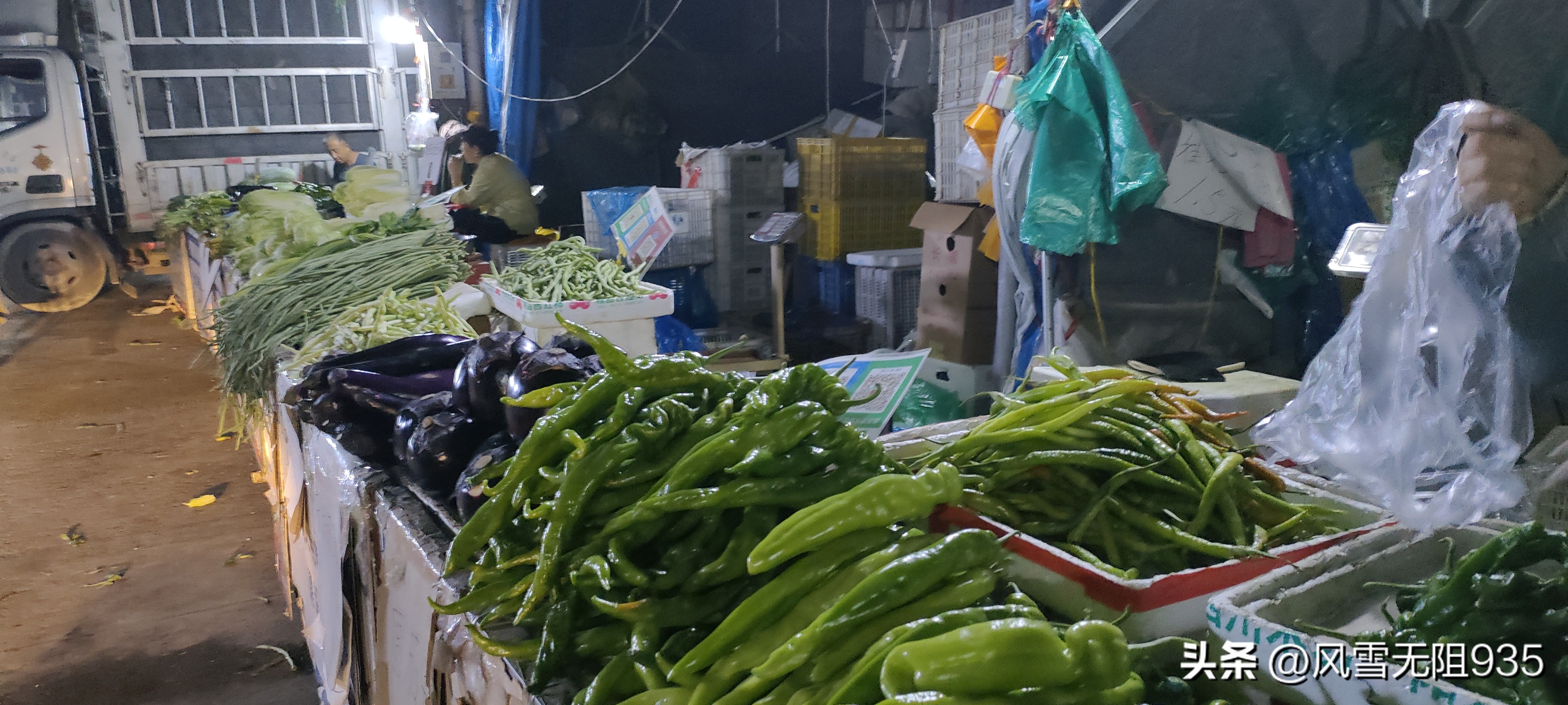 无名助手补单软件：济南七里堡蔬菜市场价格揭秘，常见蔬菜涨价，怎么买更划算？