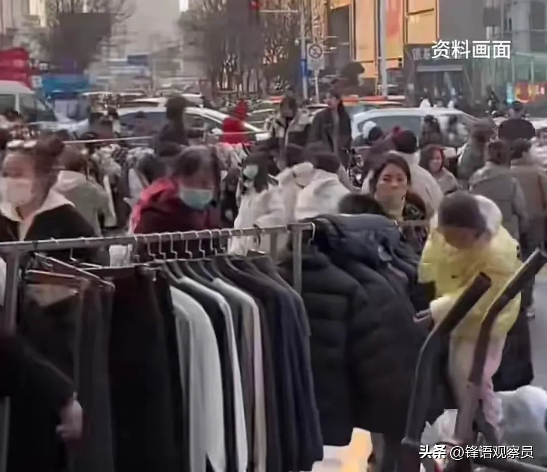 小评评助手入口：实体店逆袭，胖东来如何通过创新服务与数字化重塑竞争力？