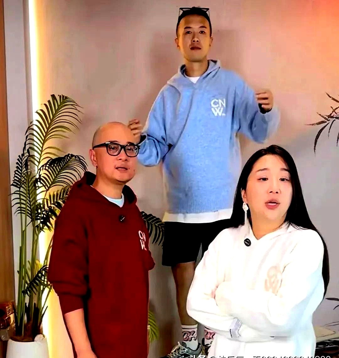 黎明助手：傅首尔与老刘离婚后直播带货引争议，商业价值大幅下滑解析