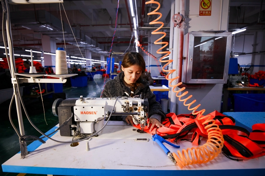 超评助手官网：社区“微工厂”助力贵州黔西实现稳就业与增收梦想