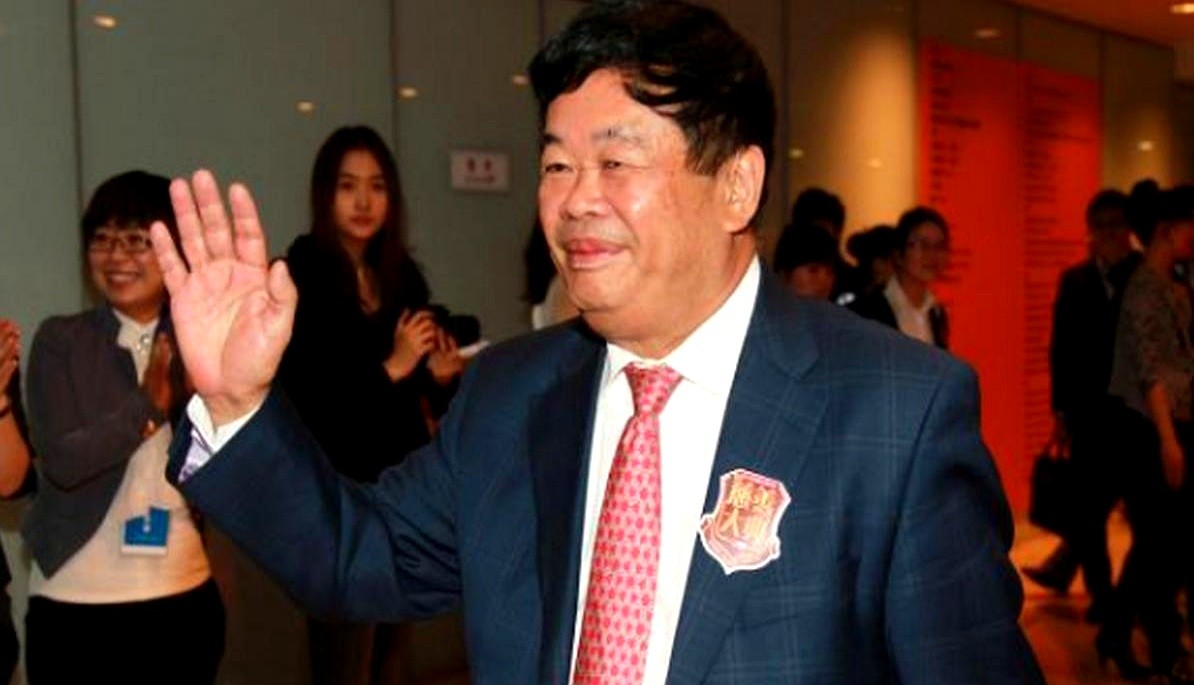 51助手软件：曹德旺与叶舒，从婚姻风波到福耀集团的传奇转型故事