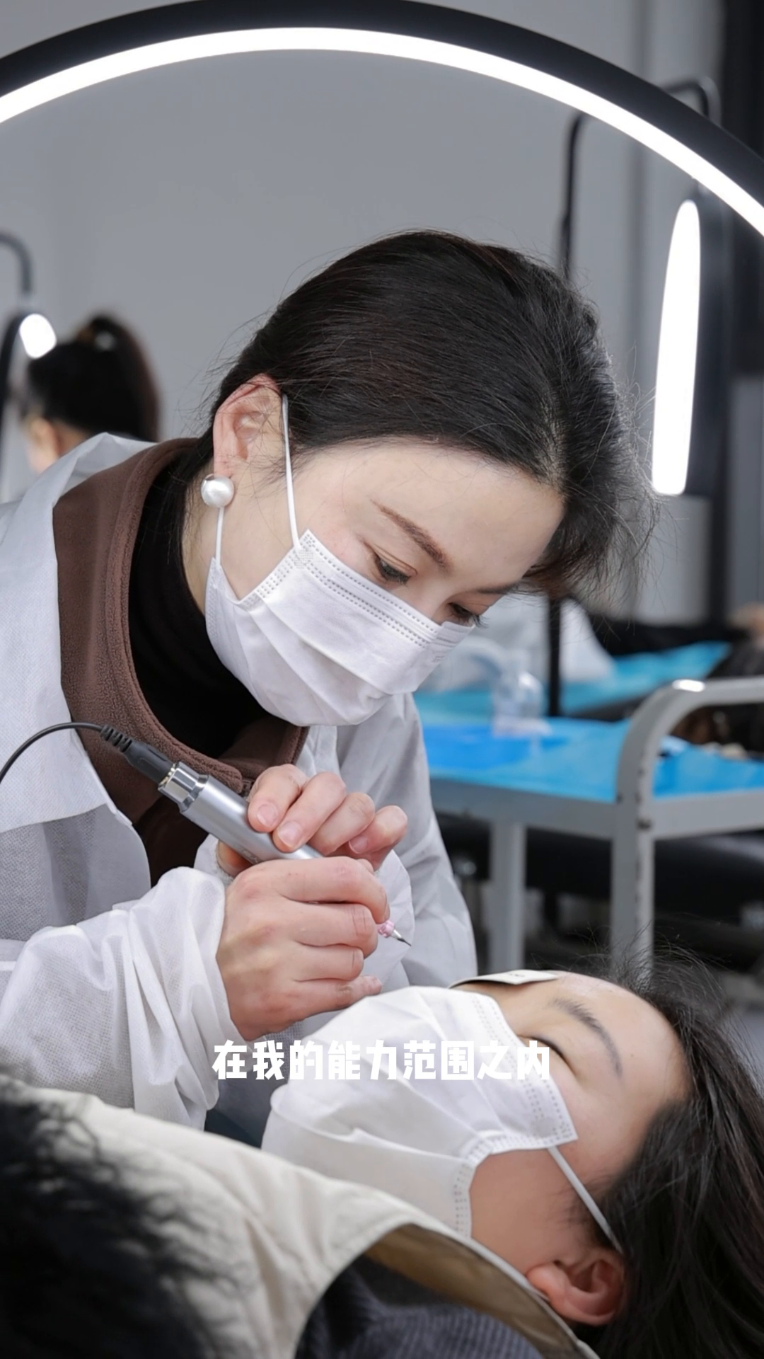 多单助手：巫丽娜，从失败眉毛到亚军的成长历程与未来展望