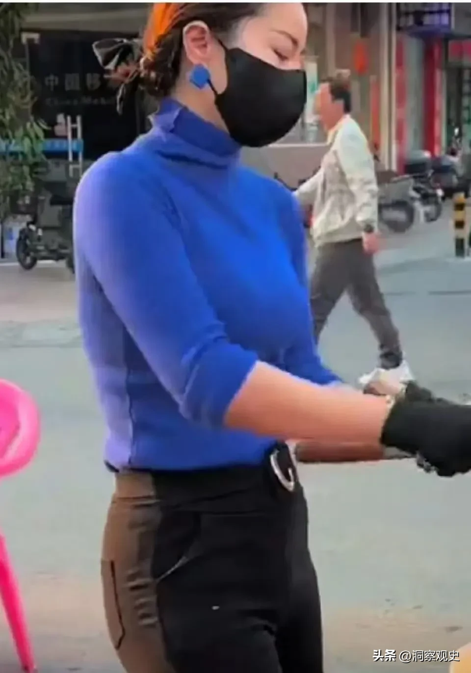 多多留评官网：炒粉姐开店失败，流量未必等于生意，产品与服务才是关键
