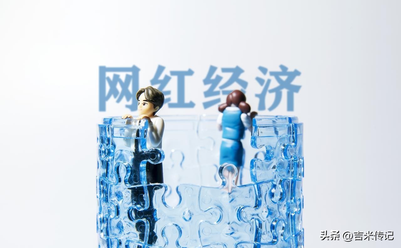 潜力鸭：董宇辉直播带货，如何在新消费时代实现三天销售额达三亿的成功？