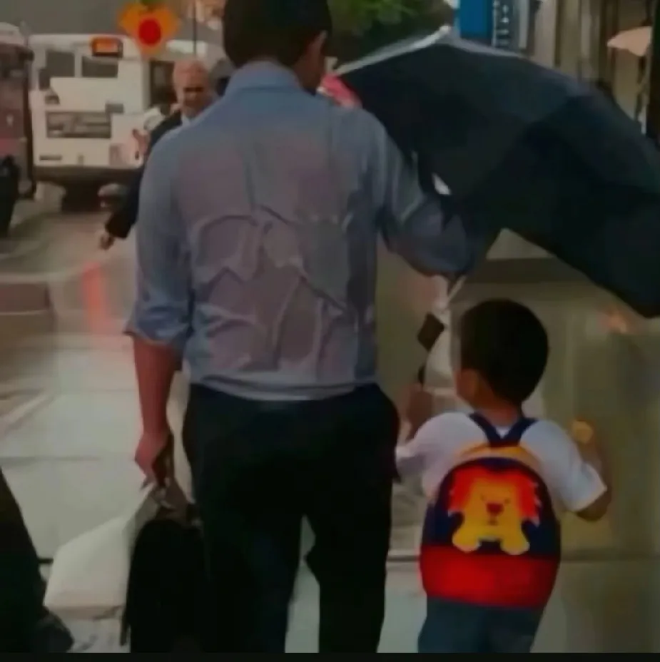 超单助手补单软件：发财的秘诀，如何在职场中创造价值与把握机会