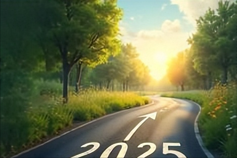 小G助手使用方法：2025年消费零售行业八大趋势预测，洞察市场新风向与挑战