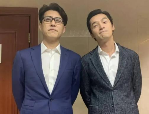 超单助手卡密：靳东与胡歌的铁哥们儿情，饭店赊账故事背后的深厚友谊