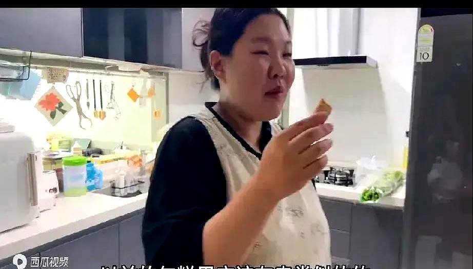 权重助手：跨国婚姻中的文化冲突与亲情商品化，大敏与大嫂的隐秘较量