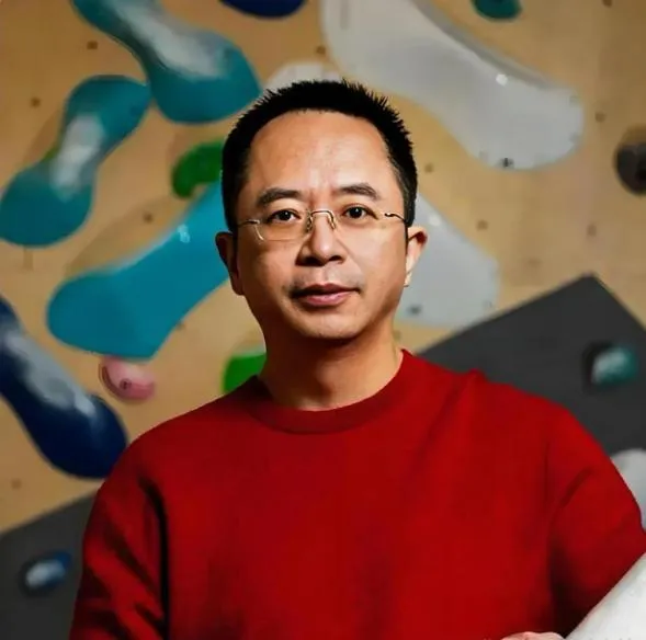 领航助手：周鸿祎揭露美国安局网络攻击，360打响中国网络安全反击战！