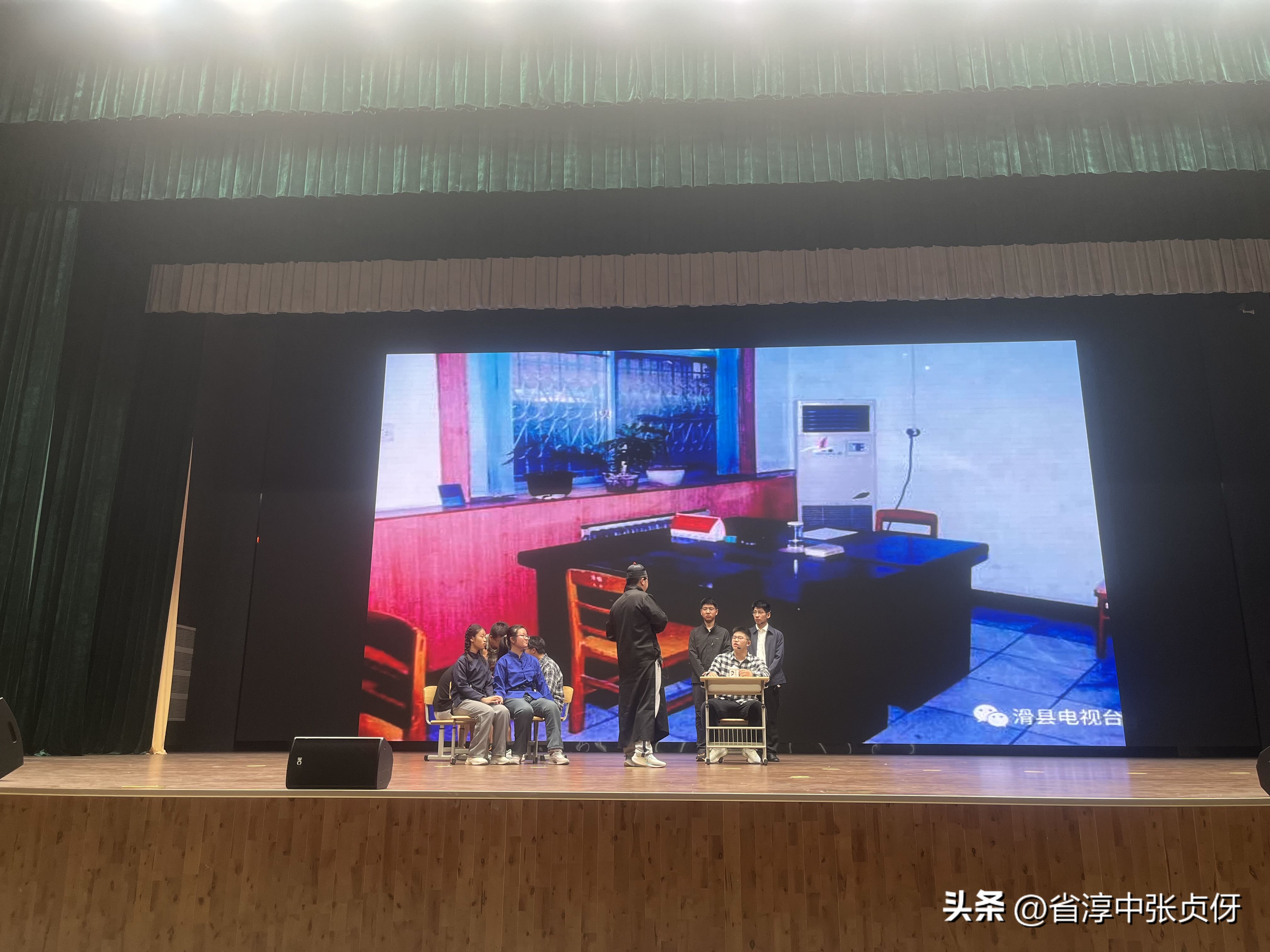 超单助手下载安装：B站短片《消失的青年》，深度剖析青年焦虑与勇气重塑之路